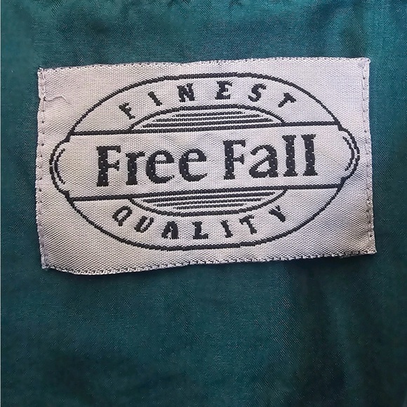 Men’s silk button shirt - Picture 4 of 5